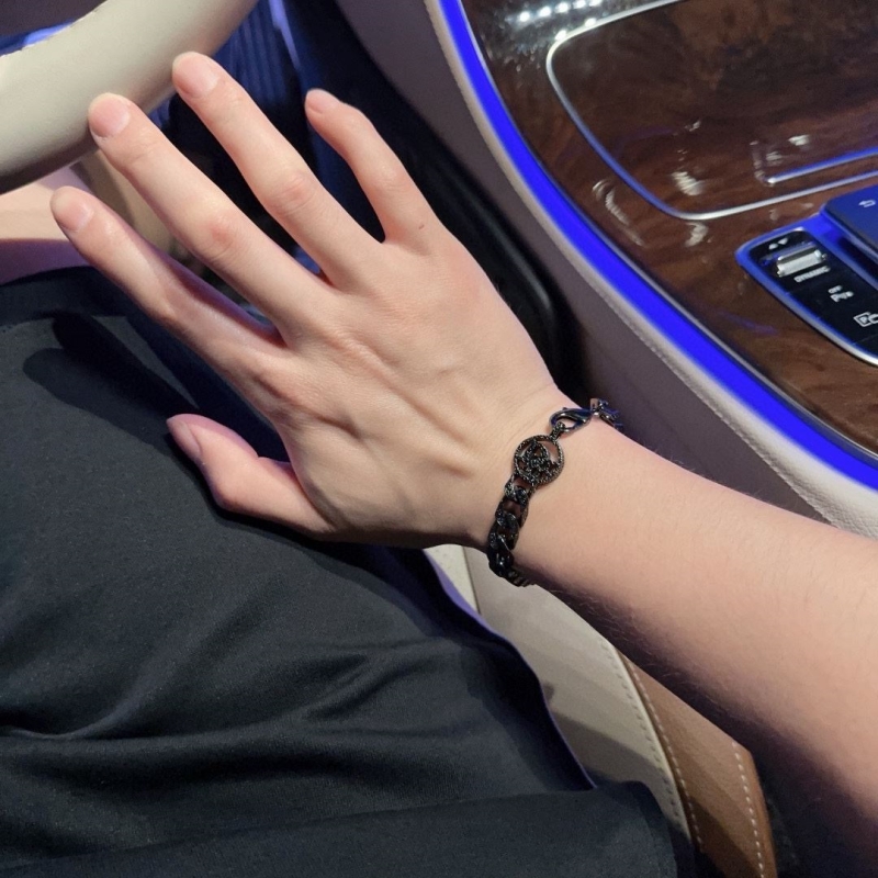 chr1st1an D10r necklaces